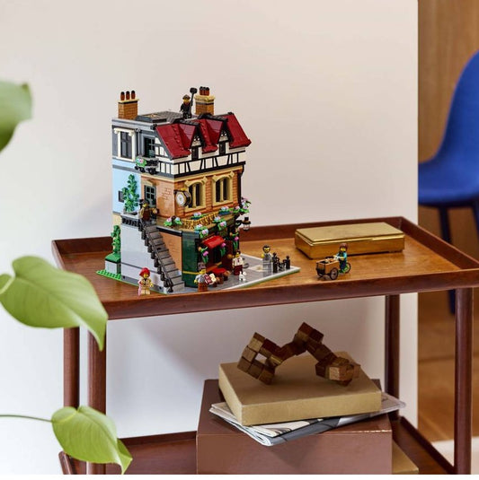 LEGO Tudor Corner