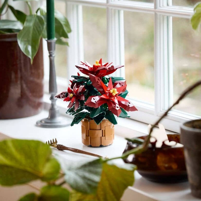 LEGO Poinsettia