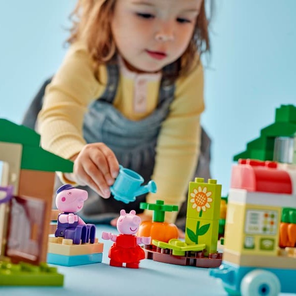 LEGO DUPLO Grandpa Pig's Garden and Greenhouse