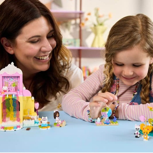 LEGO Sweet Treat Mountain & Kitty Garden