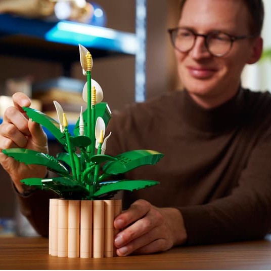 LEGO Peace Lily