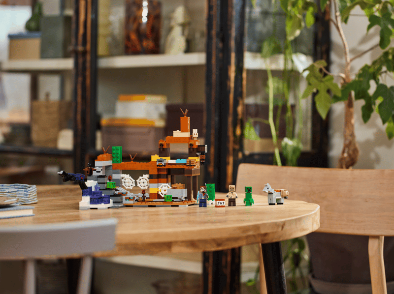 LEGO The Badlands Mineshaft