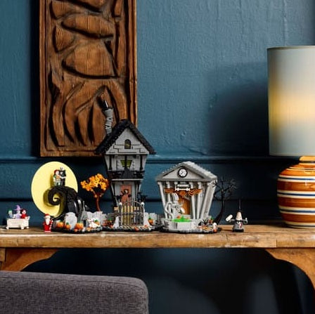 LEGO Tim Burton’s The Nightmare Before Christmas