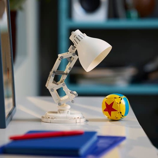 LEGO Disney Pixar Luxo Jr.