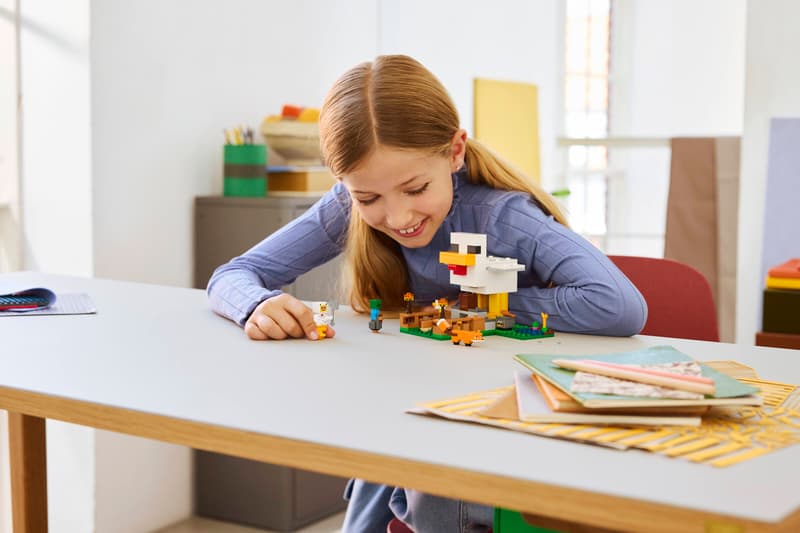 LEGO Chicken Farm