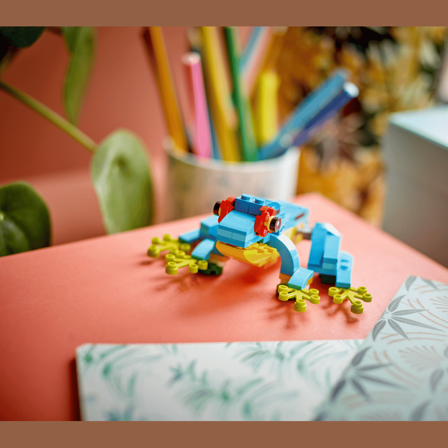 LEGO Exotic Parrot