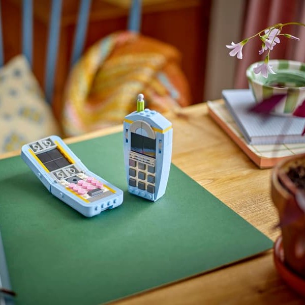 LEGO Retro Telephone