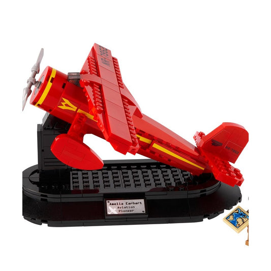 LEGO Amelia Earhart Tribute