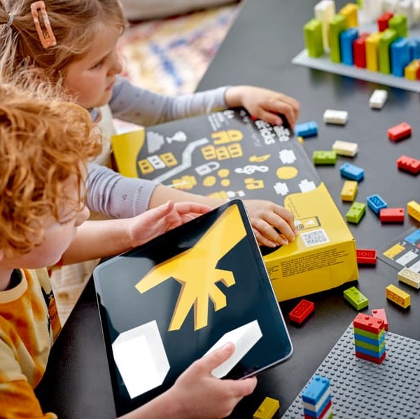 LEGO Play with Braille – English Alphabet