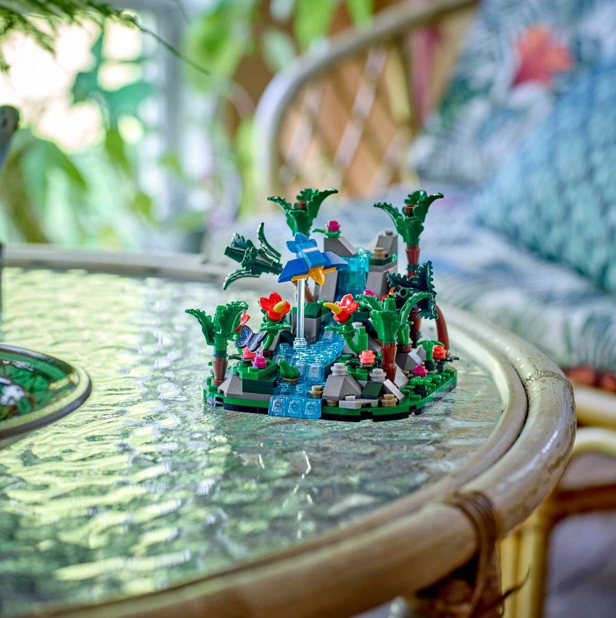 LEGO Wonders of the Natural World: Tropical Rainforest