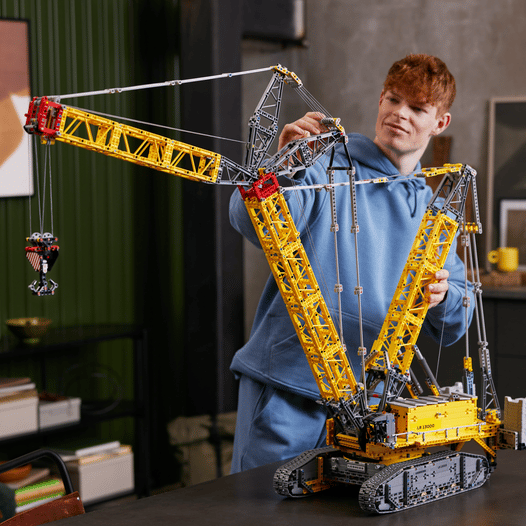LEGO Liebherr Crawler Crane LR 13000