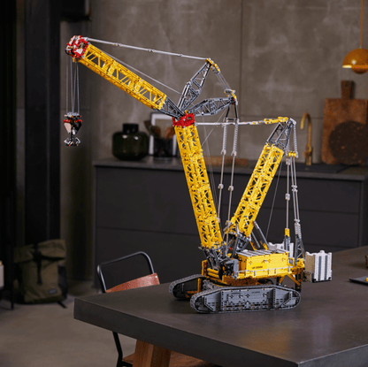 LEGO Liebherr Crawler Crane LR 13000