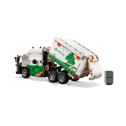LEGO Mack® LR Electric Garbage Truck