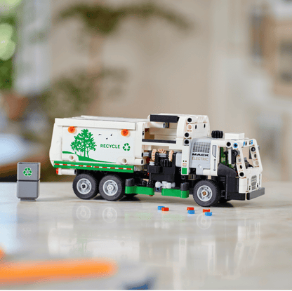 LEGO Mack® LR Electric Garbage Truck