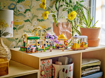 LEGO Plant Café & Flower Shop