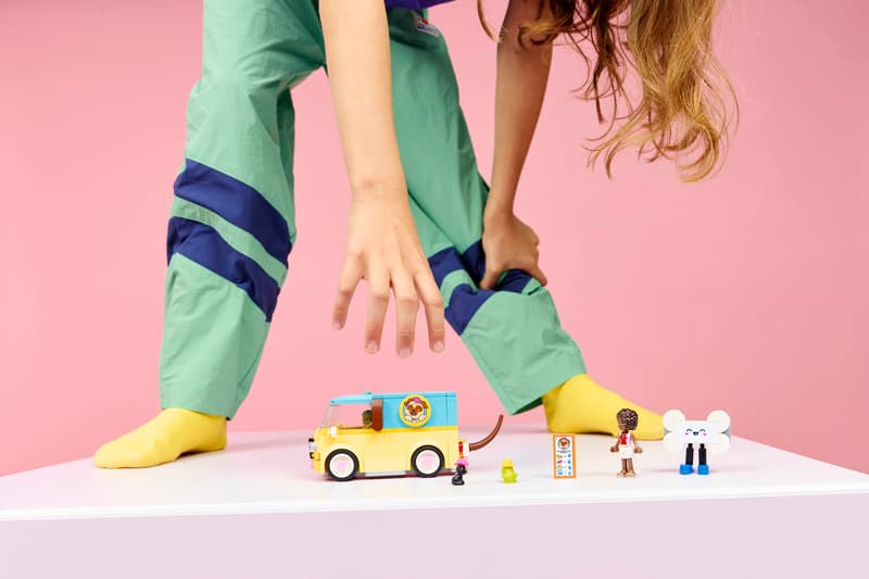 LEGO Pet Accessories Van