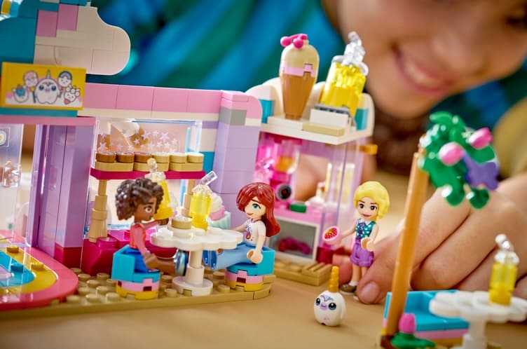 LEGO Unicorn Dream Café