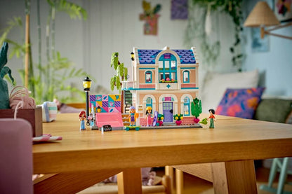 LEGO Liann's Family House