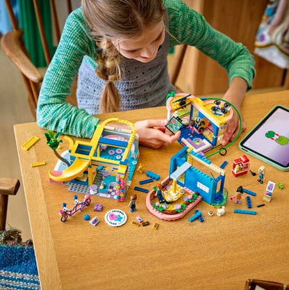 LEGO Heartlake City Friends Club House