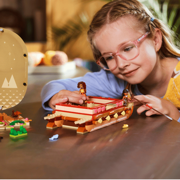 LEGO Moana's Adventure Canoe