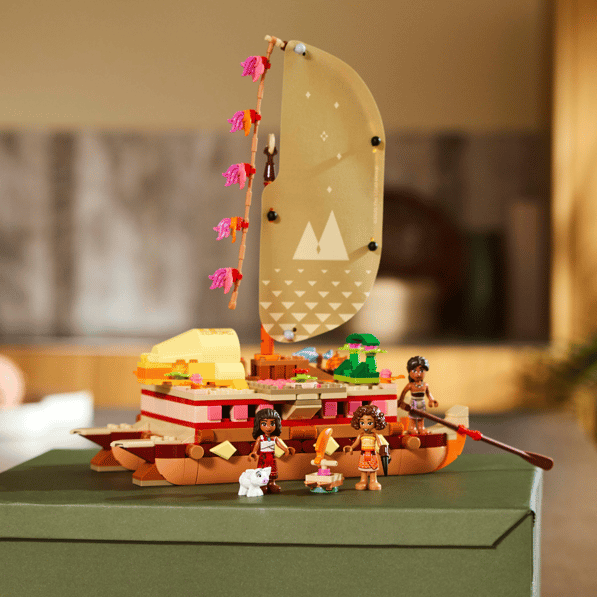 LEGO Moana's Adventure Canoe