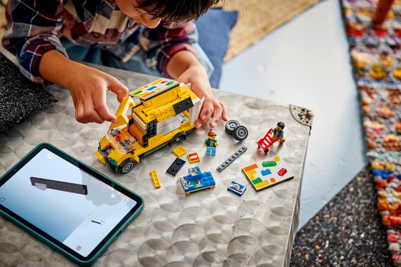 LEGO The LEGO® Van