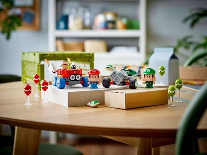 LEGO Mario Kart™ – Baby Mario vs. Baby Luigi