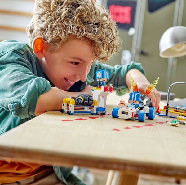 LEGO Mario Kart™ – Toad's Garage