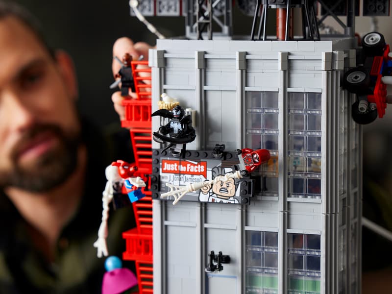 LEGO Daily Bugle