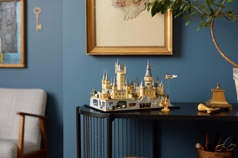 LEGO Hogwarts™ Castle and Grounds