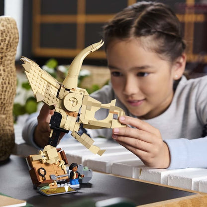 LEGO Dinosaur Fossils: Triceratops Skull