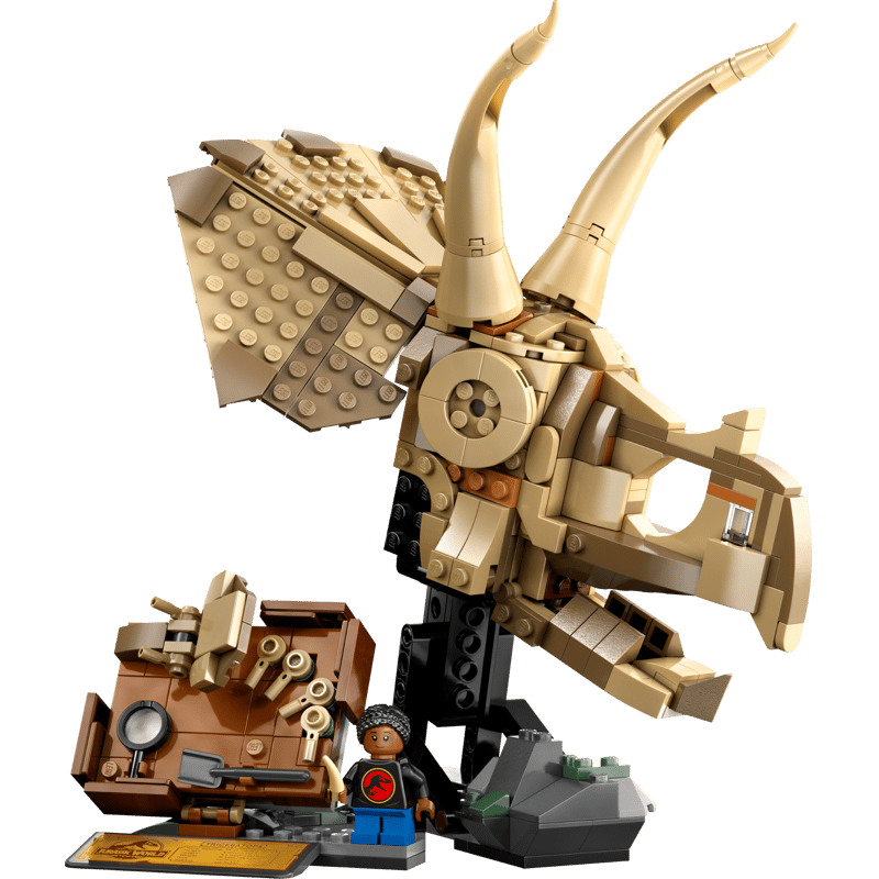 LEGO Dinosaur Fossils: Triceratops Skull