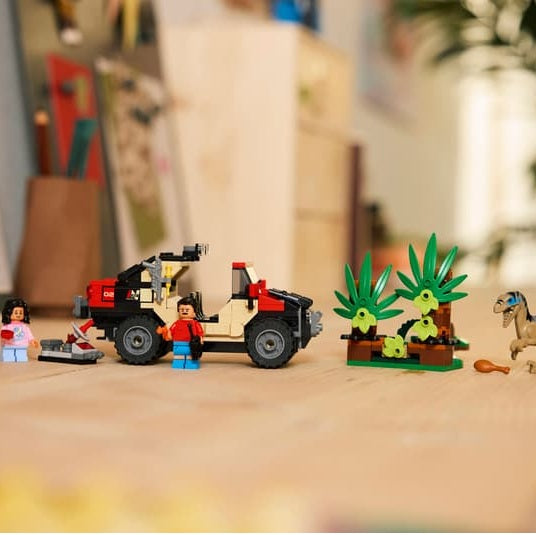 LEGO Raptor Off-Road Escape