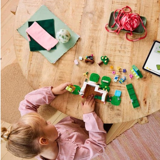 LEGO Able Sisters' Clothing Shop