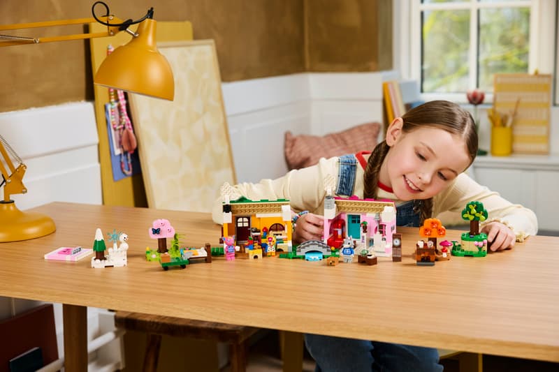 LEGO Creative Houses: Seasons of Fun