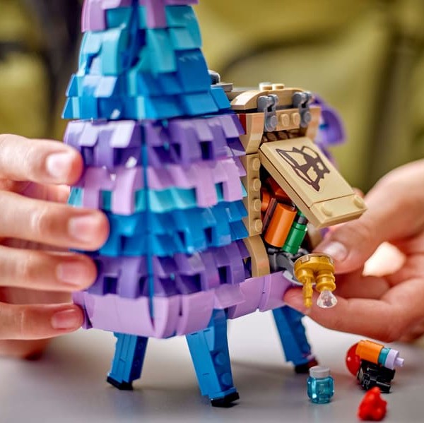 LEGO Supply Llama