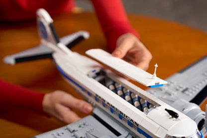 LEGO Douglas™ DC-3™ PAN AM® Airliner
