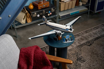 LEGO Douglas™ DC-3™ PAN AM® Airliner