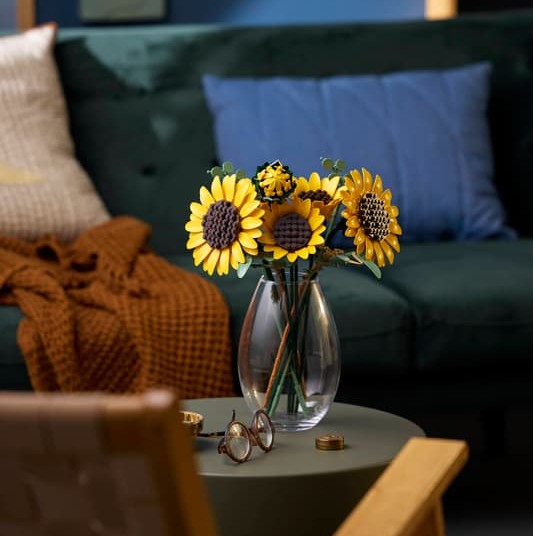 LEGO Sunflower Bouquet