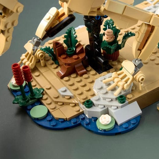 LEGO Dinosaur Fossils: Triceratops