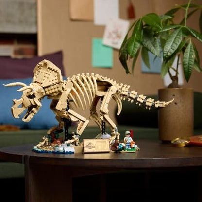 LEGO Dinosaur Fossils: Triceratops