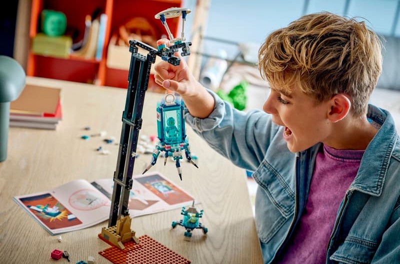LEGO Mars Mission Science Kit
