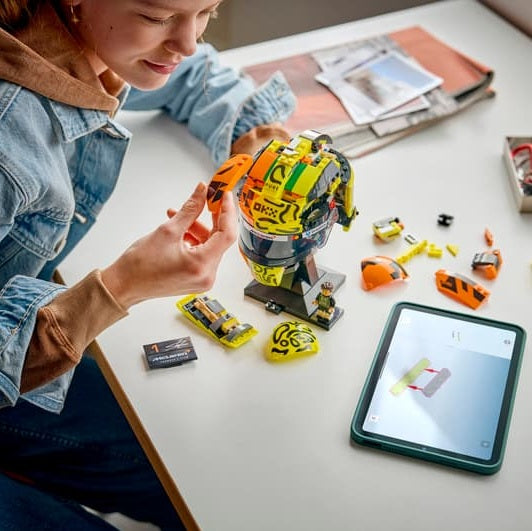LEGO McLaren Mastercard F1® Team Lando Norris Helmet